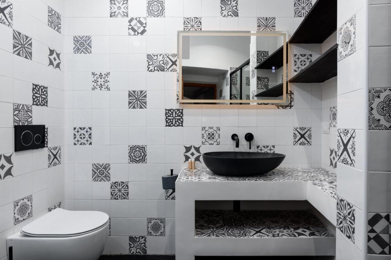 Esclusivo 130 Mq + Terrazzo Via San Vincenzo Lägenhet Genua Exteriör bild